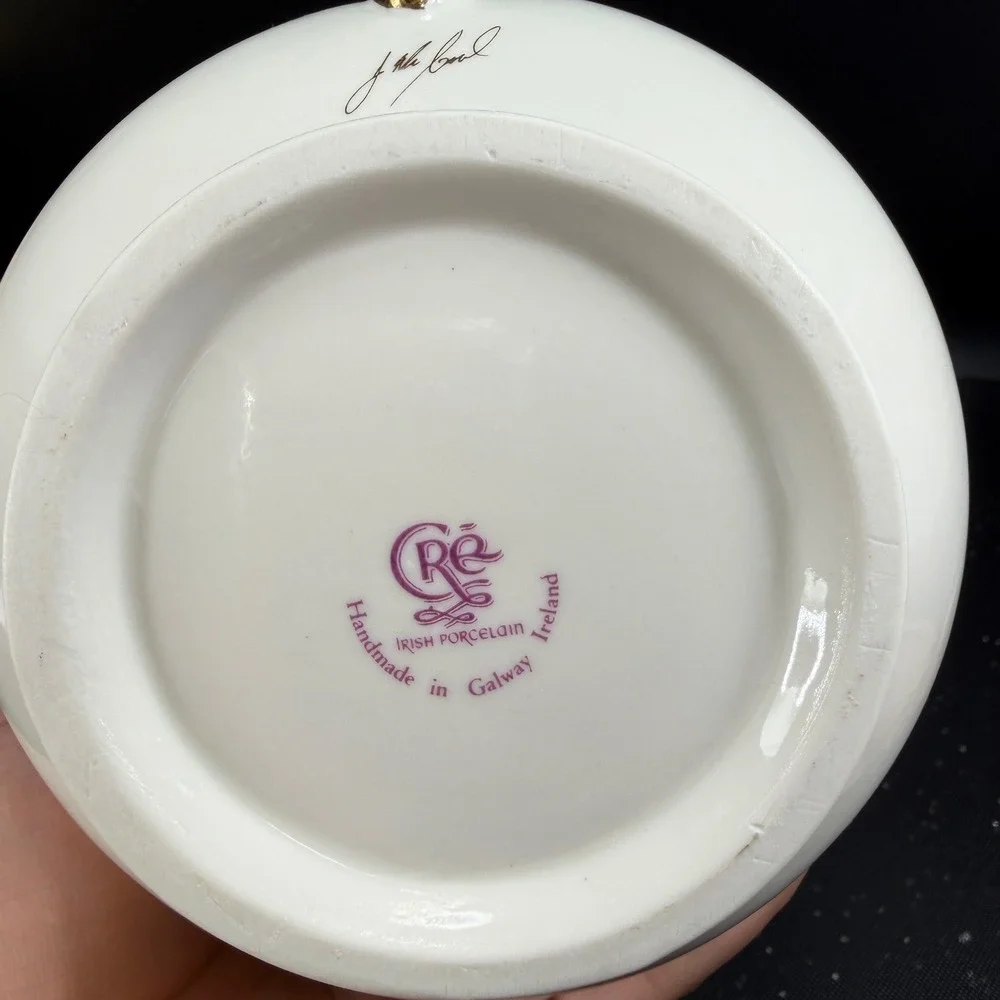 Cre Irish Porcelain Celtic Pitcher Galway Ireland Serpent Handle Gold Trim 7in‎